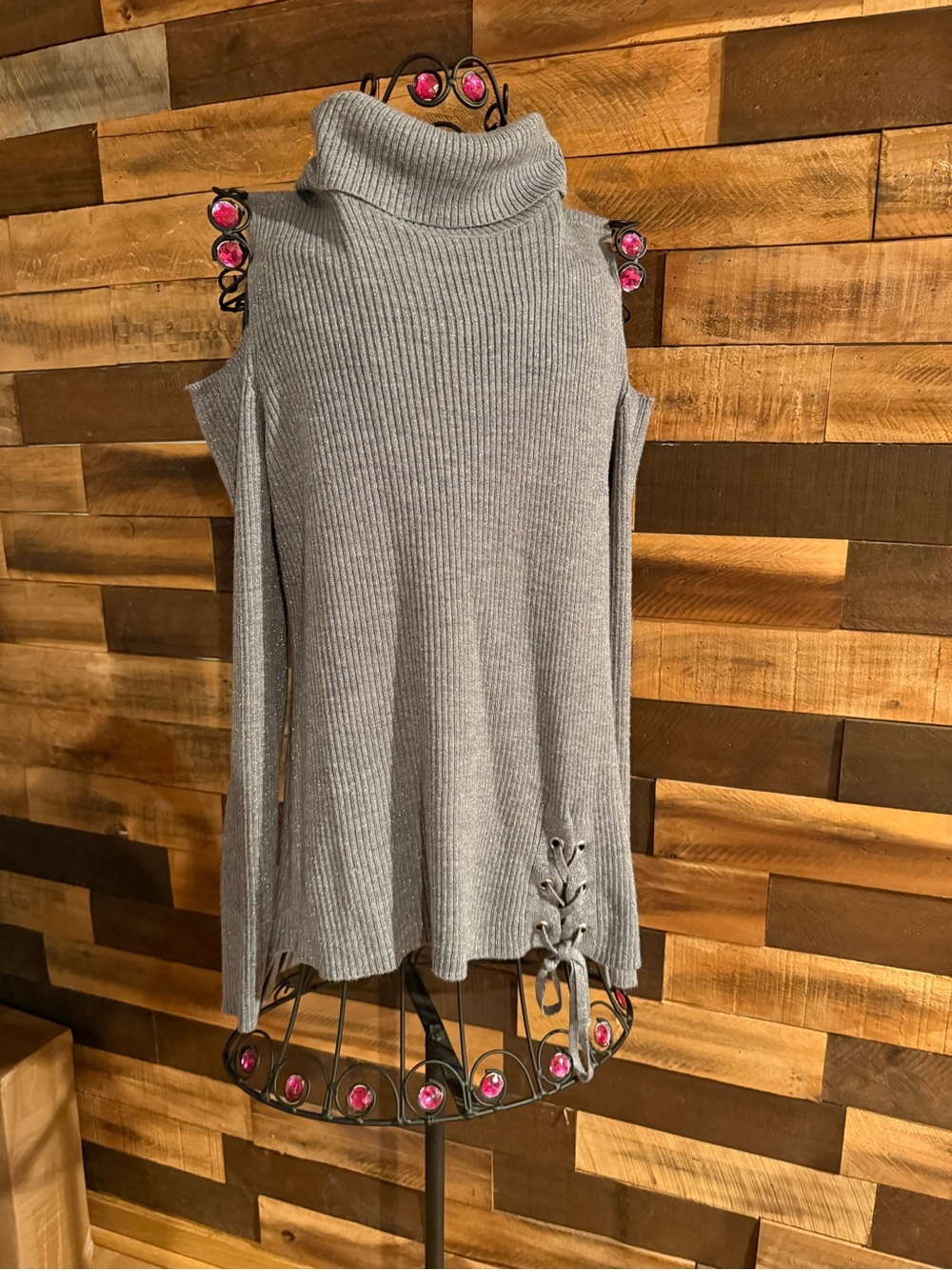 Ruff Hewn GREY Metallic Shimmer Cold Shoulder Turtleneck Sweater Knit Tunic L